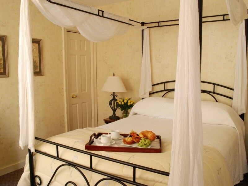 Moffat Inn Ниагара-он-те-Лейк Экстерьер фото